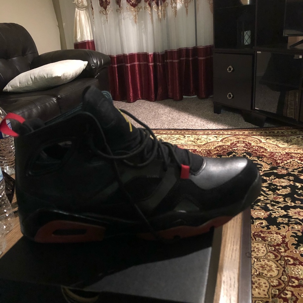 Retro shoes